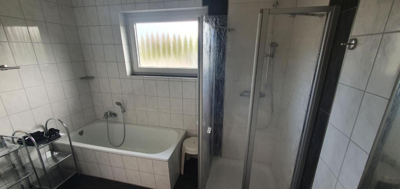 Ferienhaus Am Wellenpark Norddeich Екстериор снимка
