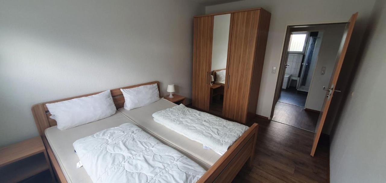 Ferienhaus Am Wellenpark Norddeich Екстериор снимка